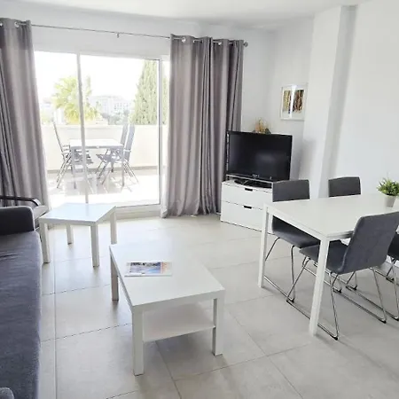 Stunning One Bedroom Pueblo Evita. Sea Views *