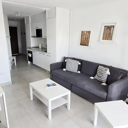 Stunning One Bedroom Pueblo Evita. Sea Views *