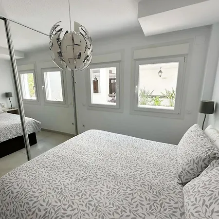 Stunning One Bedroom Pueblo Evita. Sea Views Apartment